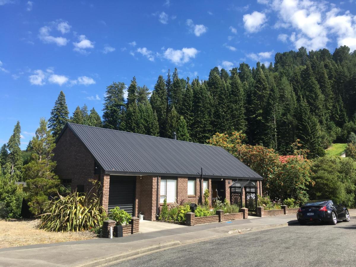 27 Alpine Avenue Vila Hanmer Springs Exterior foto